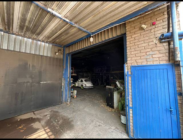 493M² WAREHOUSE FOR SALE IN BRAKPAN CENTRAL